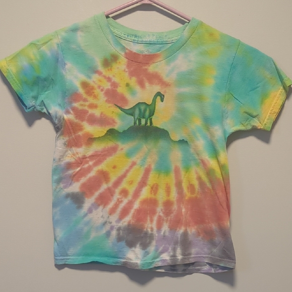 Fruit of the Loom Tie-Dye Dinosaur Kids T-Shirt Size 6/8 - Picture 1 of 7